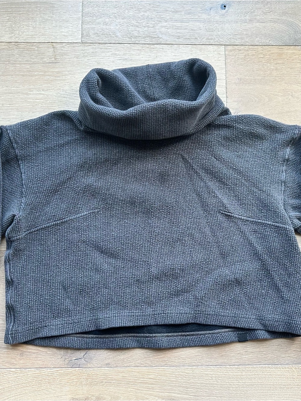 lululemon athletica Charcoal Cropped Turtleneck Sweater - Picture 6 of 6